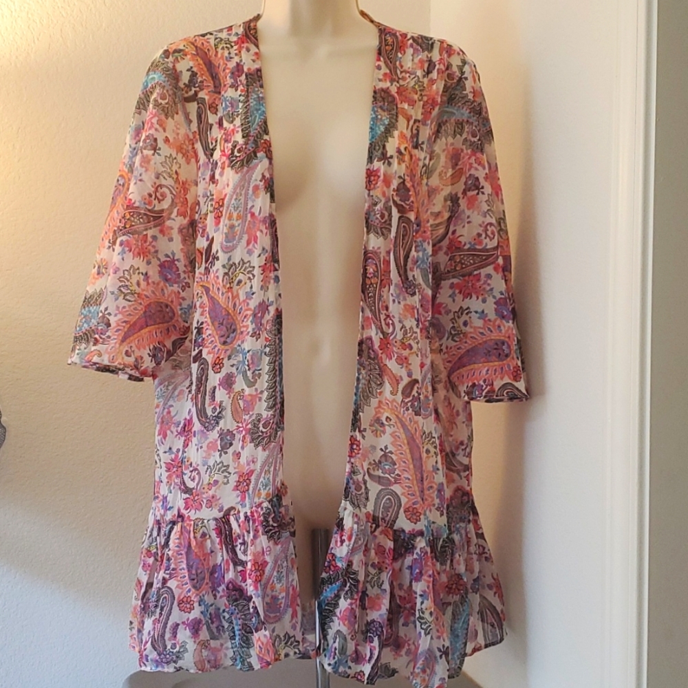 American Eagle Outfitters | Sheer paisley design kimono top cardigan Size MED